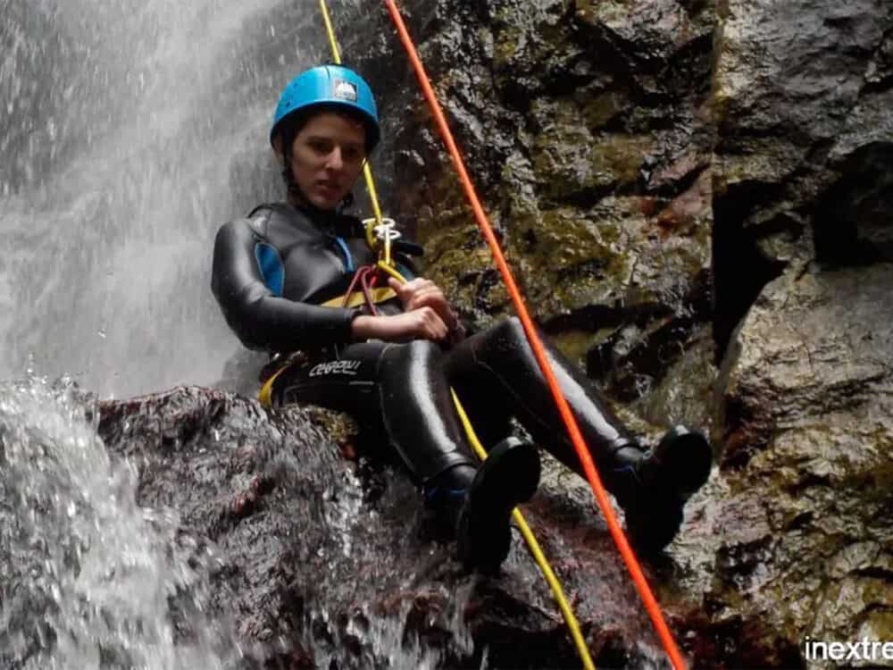 Canyon en Eau Chaude Termale - Canyoning Hiver - Thuès Entre Valls - Pyrénées Orientales